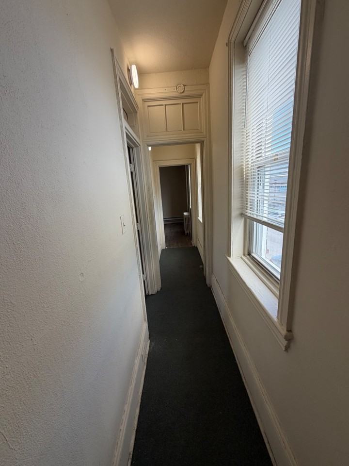 1224 2nd St. - Photo 5 of 8