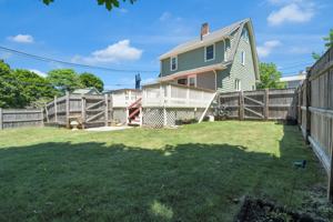 featured image of 184 William St #1