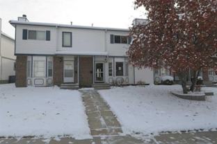 3 Bedroom Townhouse with Detached Single Car Garage!! - Photo 1 of 1