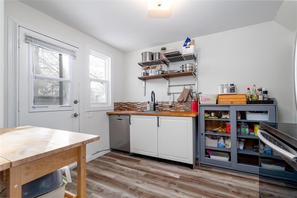 56 Beaumont Bay - Photo 7 of 25