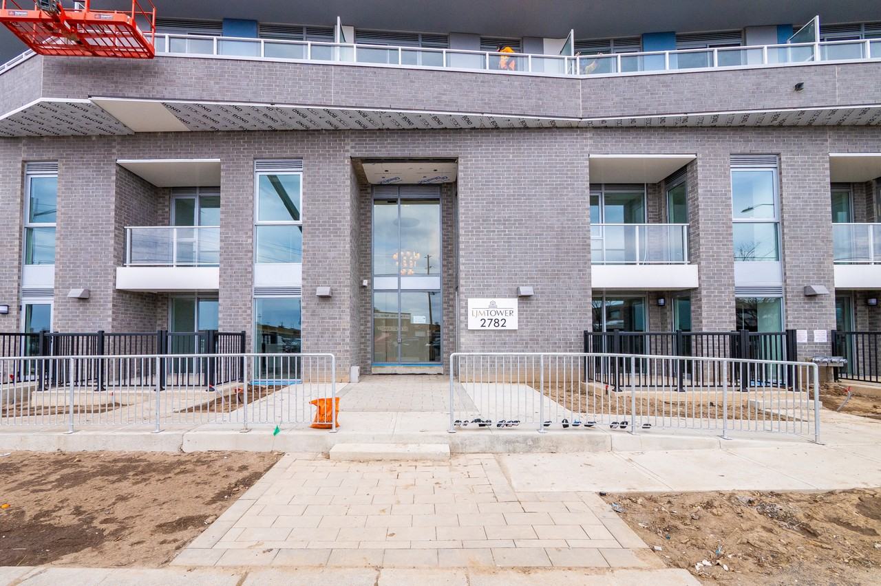 2782 Barton St E #608 - Photo 4 of 31