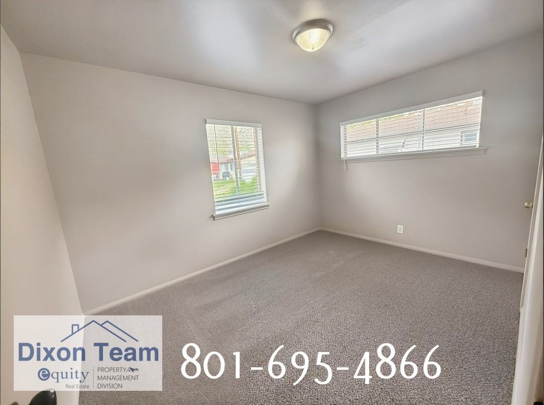 1022 Southwell St #1 - Photo 7 of 15