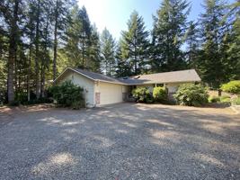 featured image of 501 E Michelle Dr #1