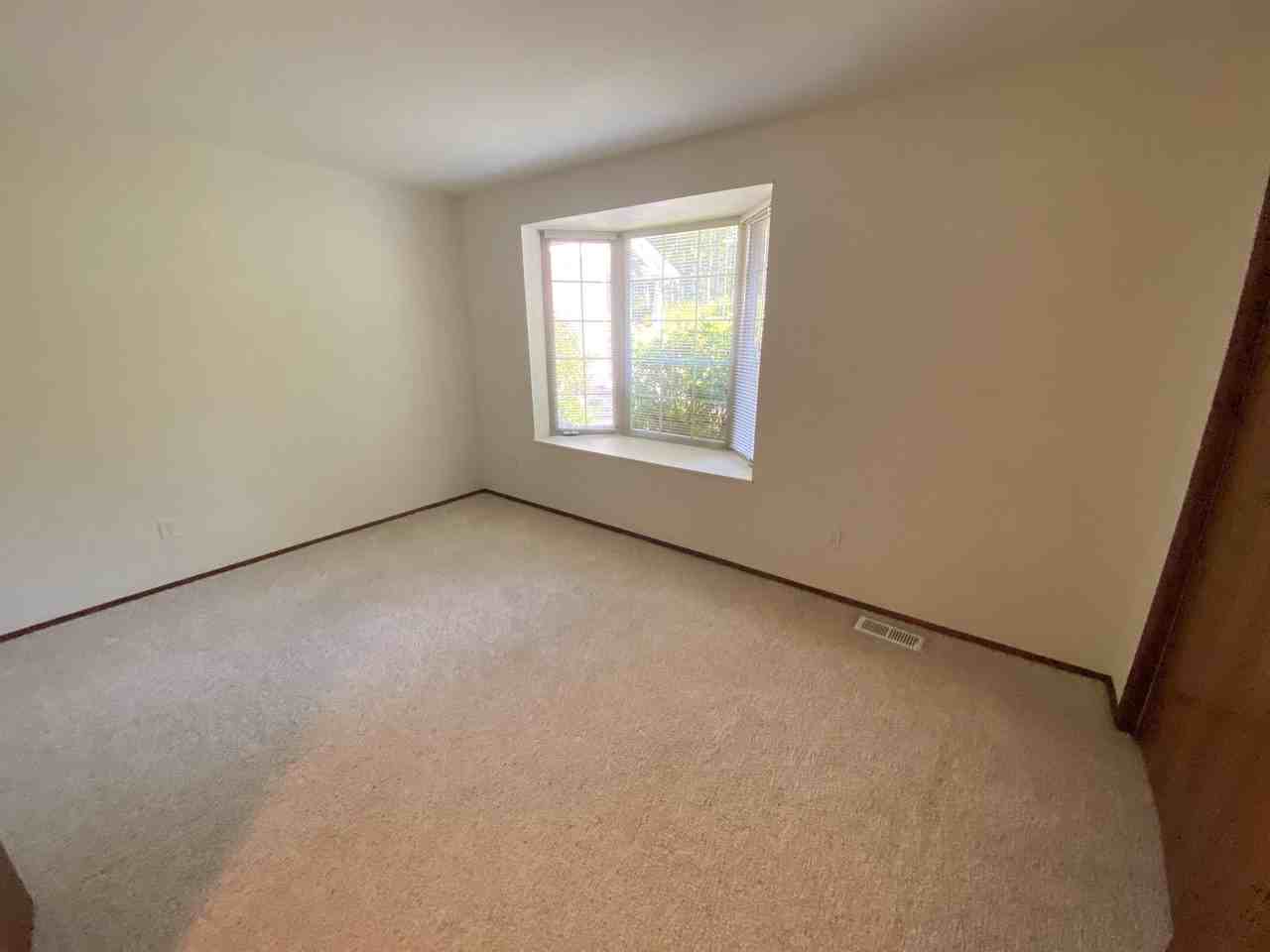 501 E Michelle Dr #1 - Photo 5 of 29