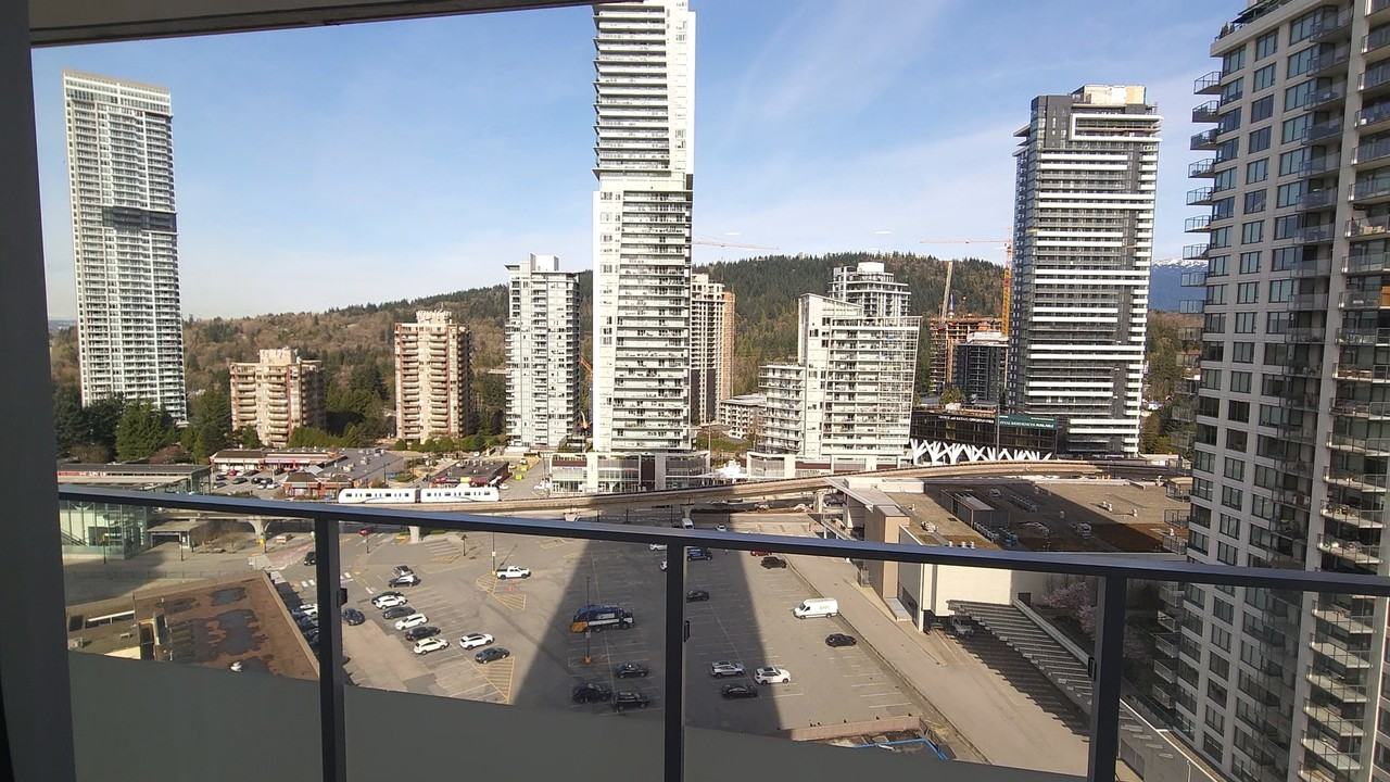 567 Emerson St - Photo 5 of 7