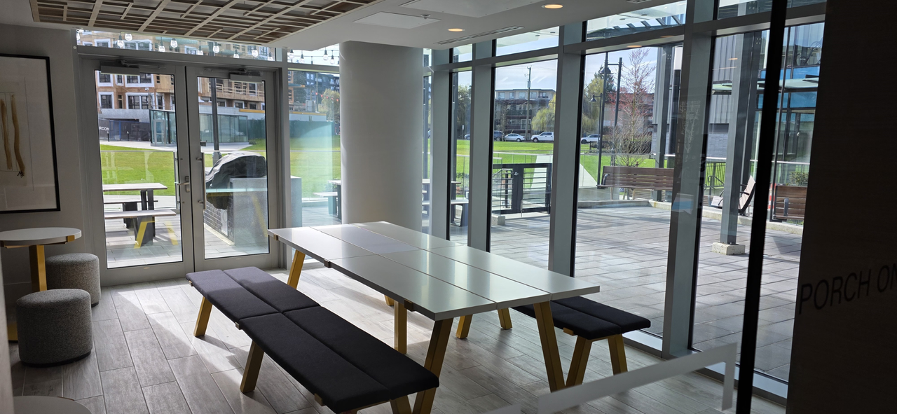 567 Emerson St - Photo 7 of 7