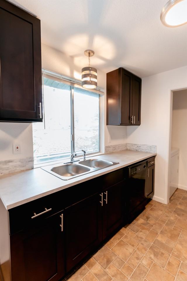 1506 S G St #3 - Photo 7 of 20