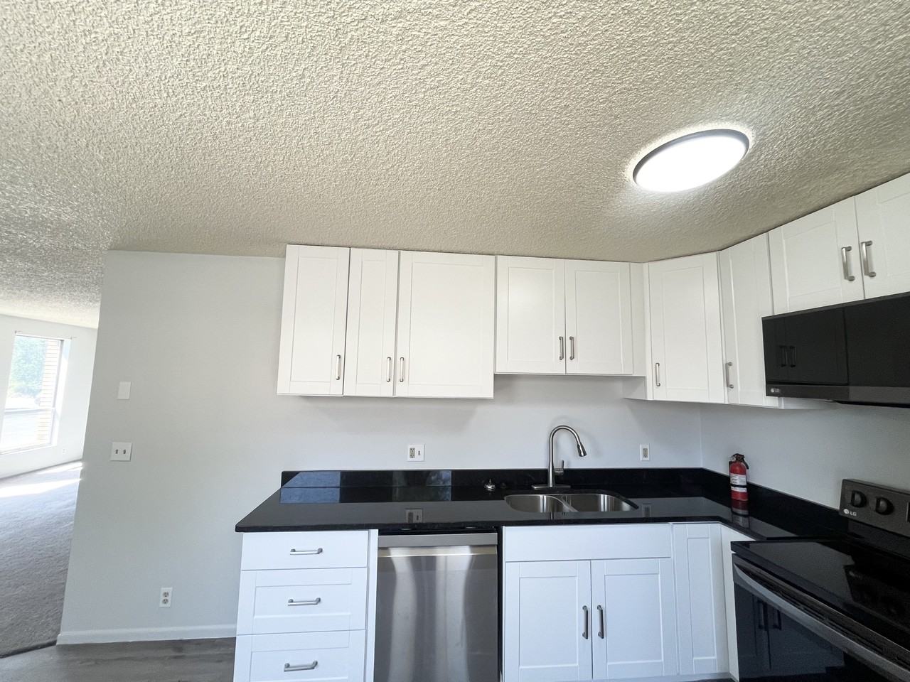 1265 E Crandall Ave #1267 - Photo 2 of 20