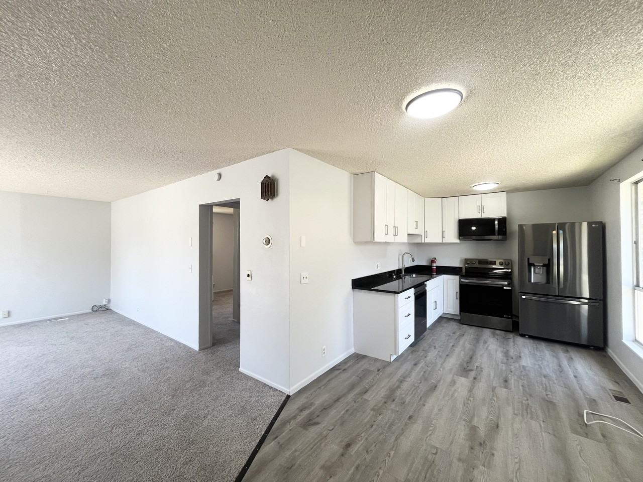 1265 E Crandall Ave #1267 - Photo 4 of 20