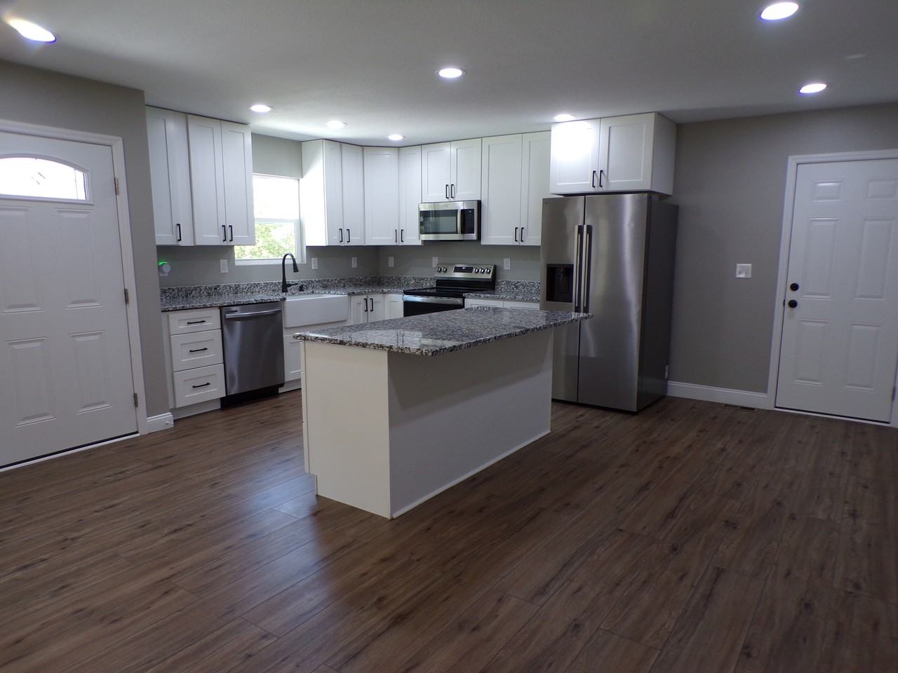 533 Anton St #1 - Photo 3 of 12