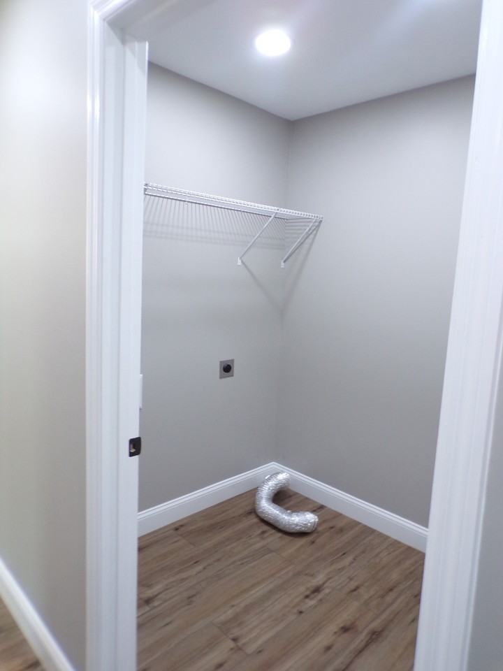 533 Anton St #1 - Photo 5 of 12