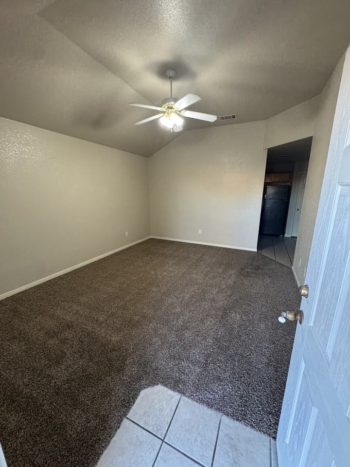 4806 Heather Ln #A - Photo 3 of 33