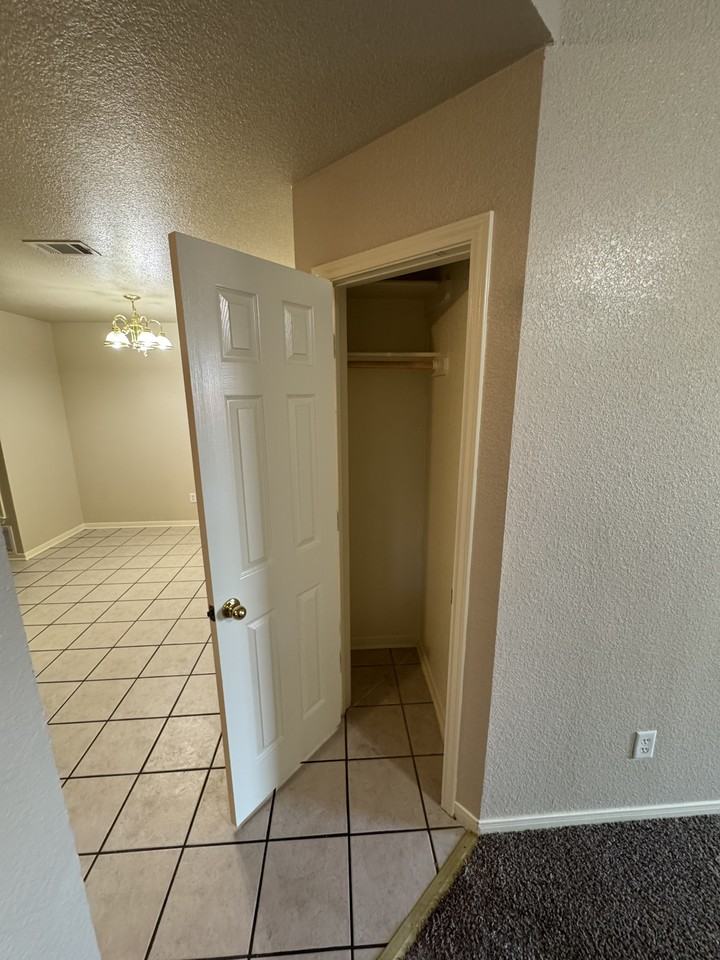 4806 Heather Ln #A - Photo 5 of 33