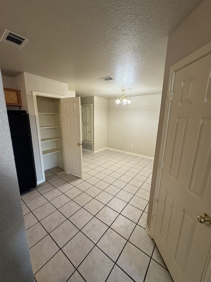 4806 Heather Ln #A - Photo 6 of 33