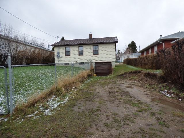1309 W Water St #1 - Photo 2 of 18