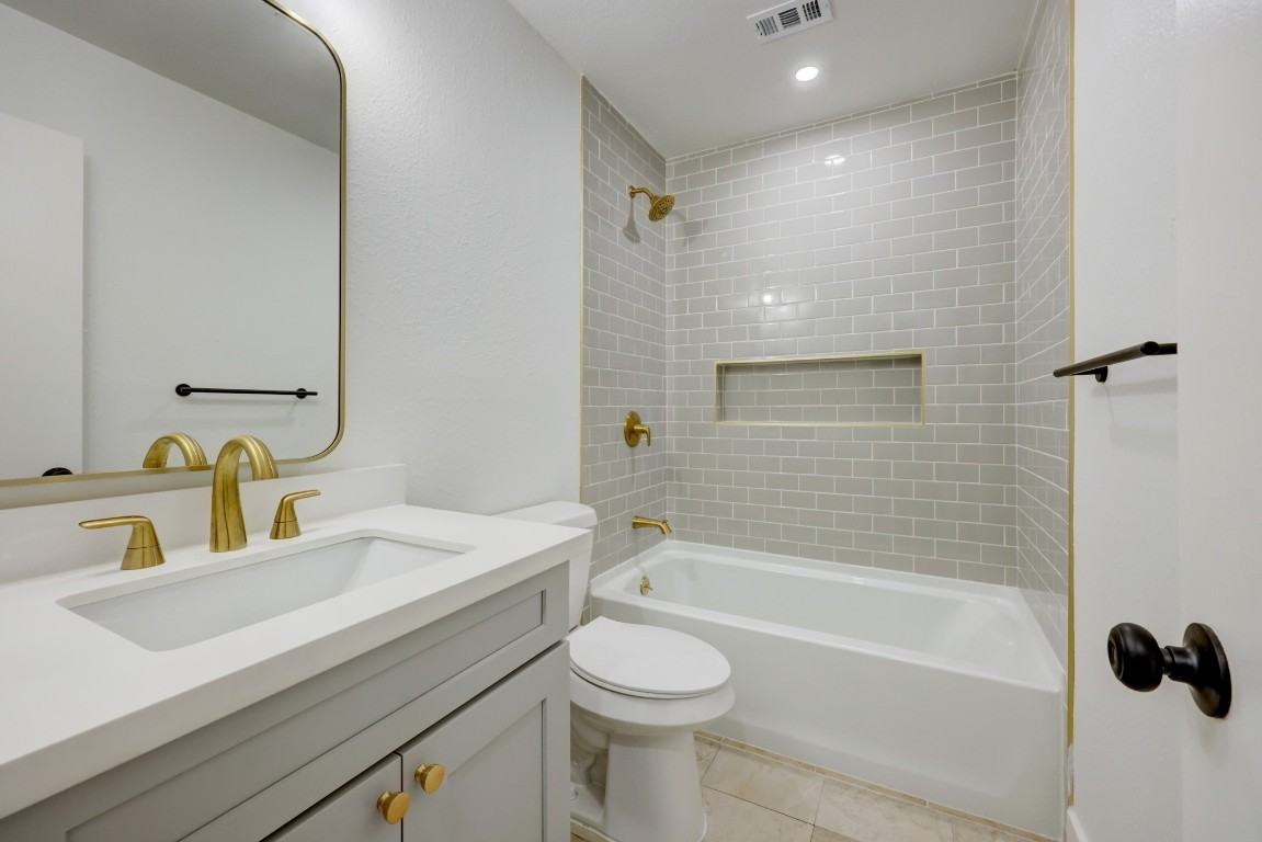 11423 Ptarmigan Dr #A - Photo 6 of 10