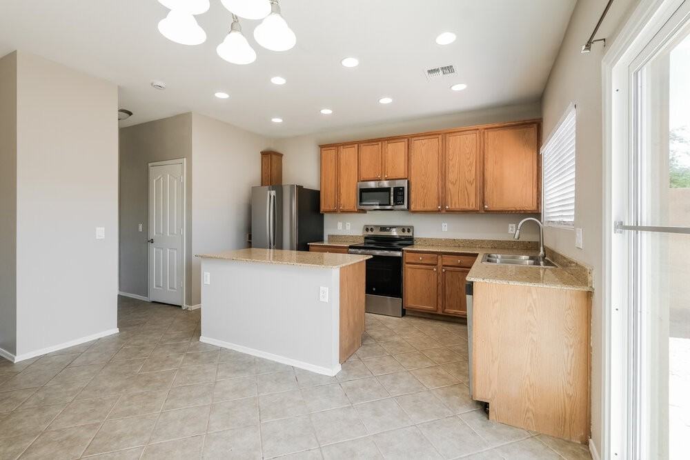 8183 W Carol Ave - Photo 7 of 17