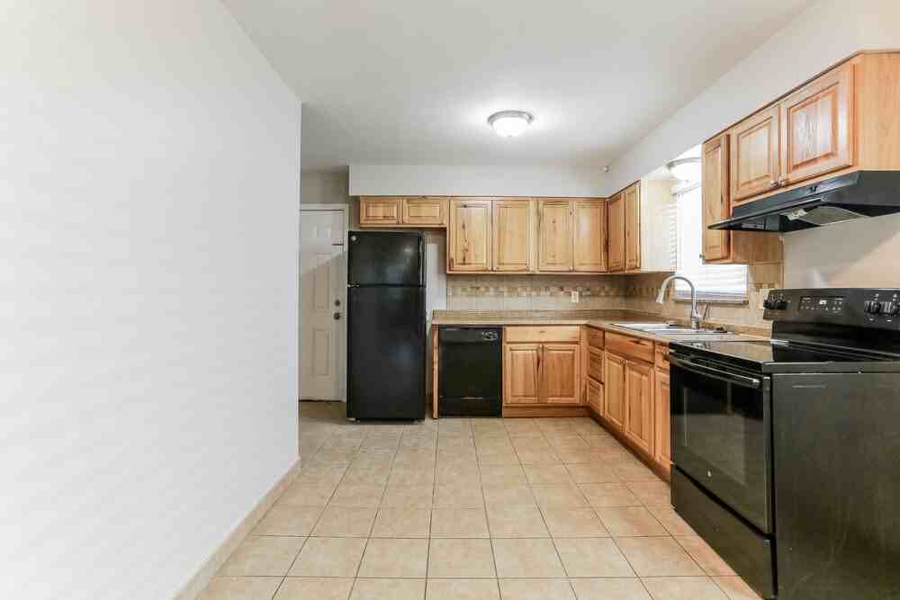 53 Fernhill Ave - Photo 7 of 16