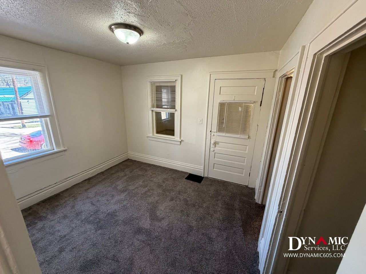 434 N Spring Ave | All Utilities Paid by Landlord - Photo 7 of 39