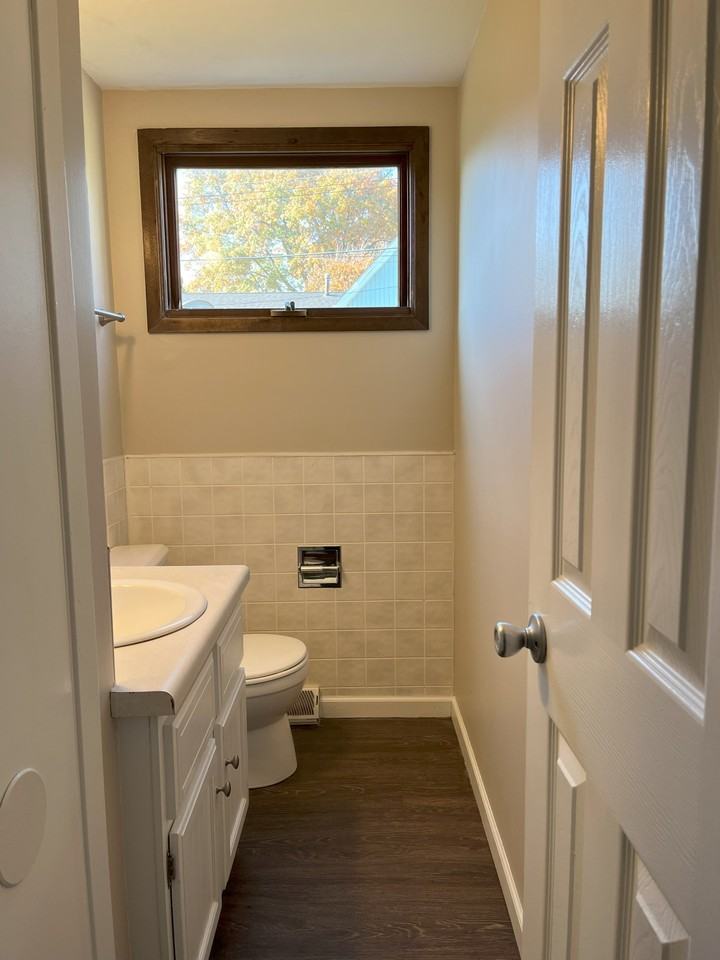 2638 N Clark St #2 - Photo 7 of 12