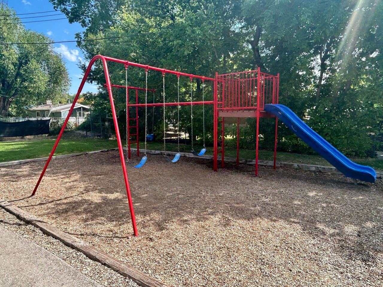 Tortugas Apartments - Photo 4 of 5