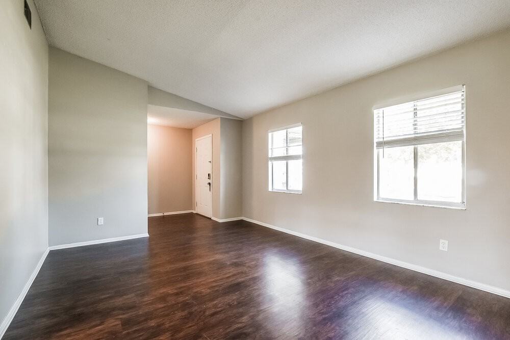 1891 Aster Dr - Photo 3 of 16