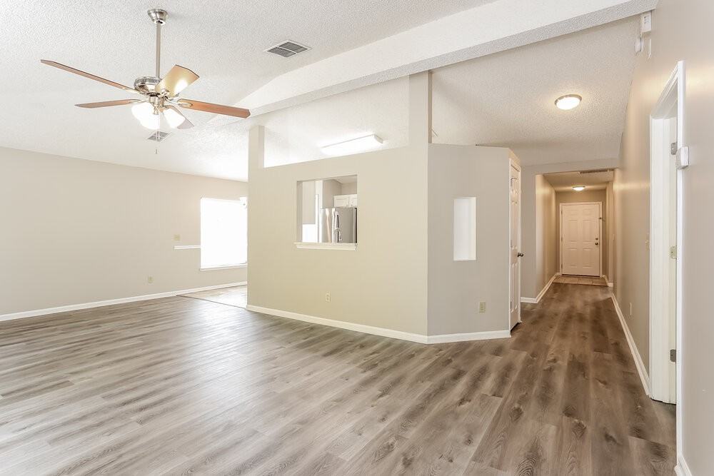 1669 Spring Branch Dr W - Photo 5 of 16