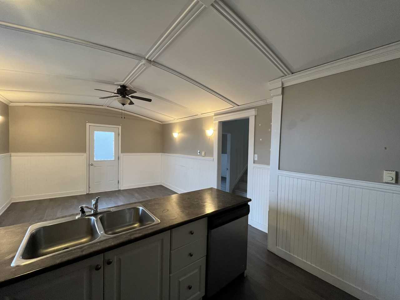 222 Church St #B - Photo 3 of 14