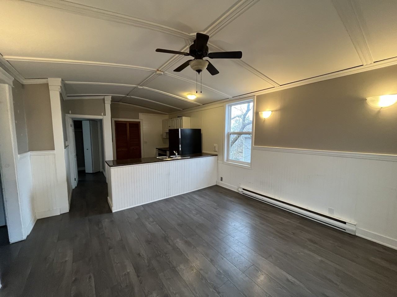 222 Church St #B - Photo 4 of 14