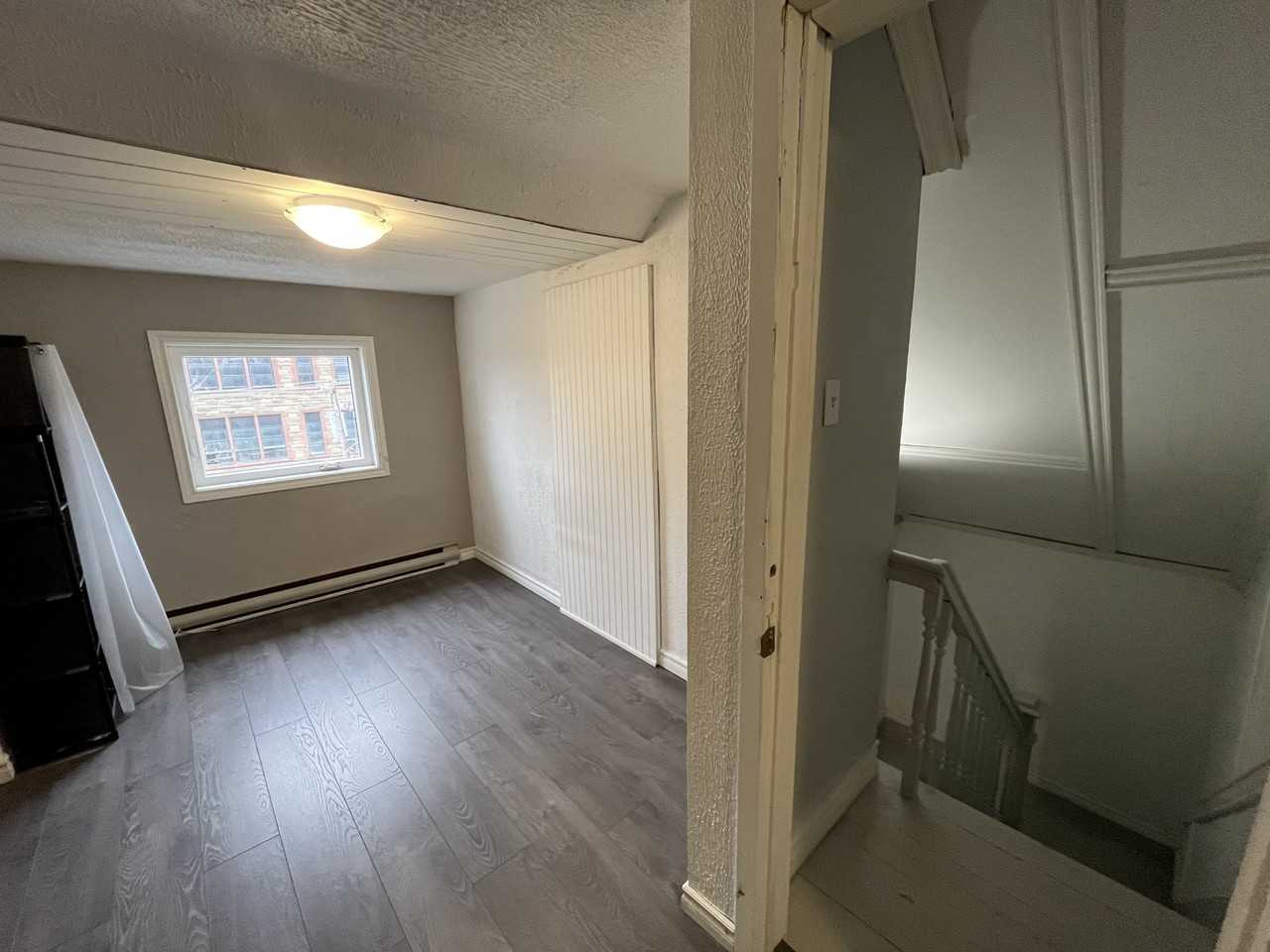 222 Church St #B - Photo 6 of 14