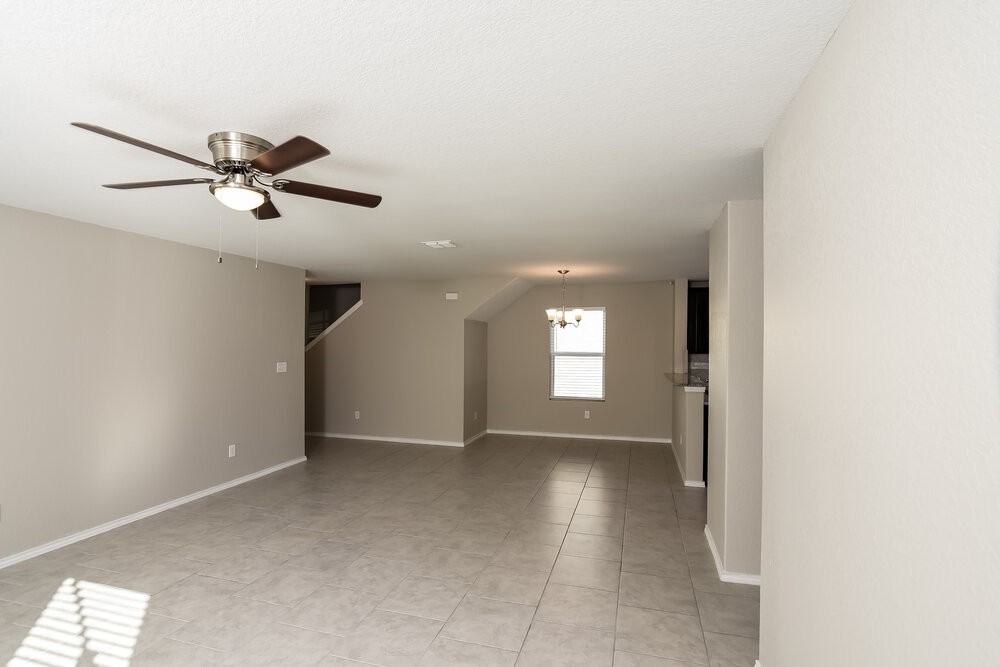 10730 Castello Cyn - Photo 4 of 17