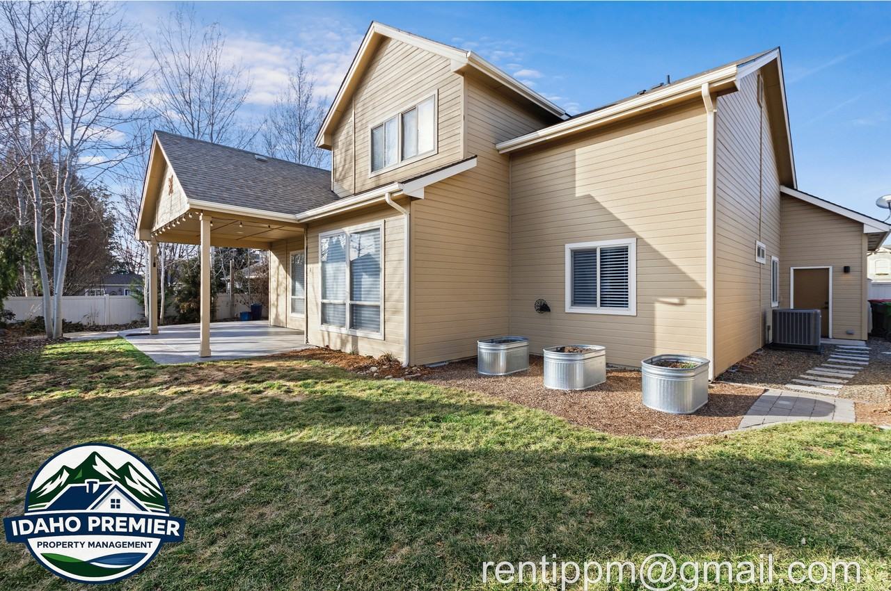 3103 E Tybalt Ct #1 - Photo 3 of 33