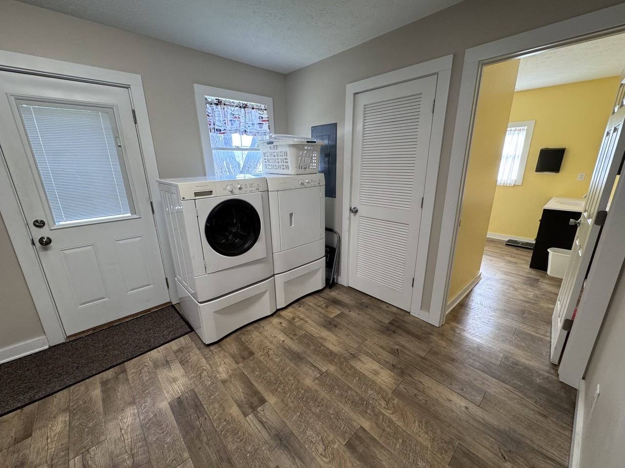 1418 S Buckeye St #1 - Photo 6 of 12