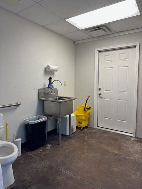 209 W 2nd, A #A - Photo 6 of 7