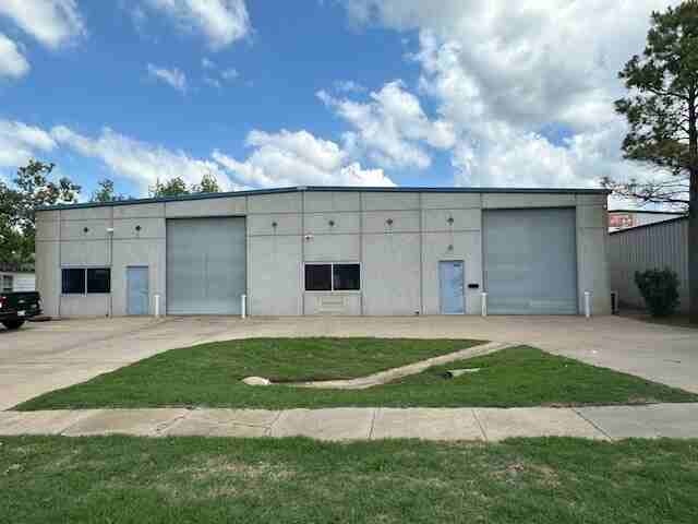 209 W 2nd, A #A - Photo 7 of 7