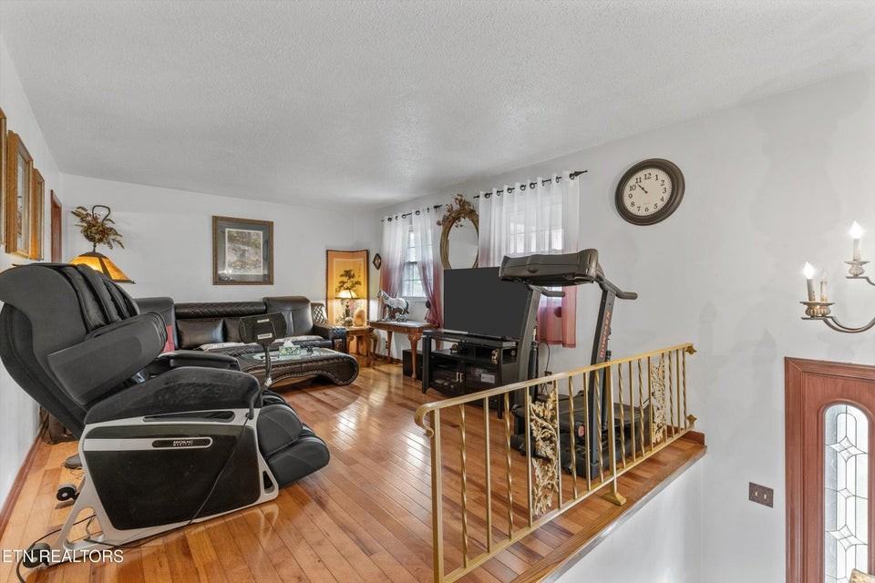 1301 Chert Pit Rd #1 - Photo 4 of 36