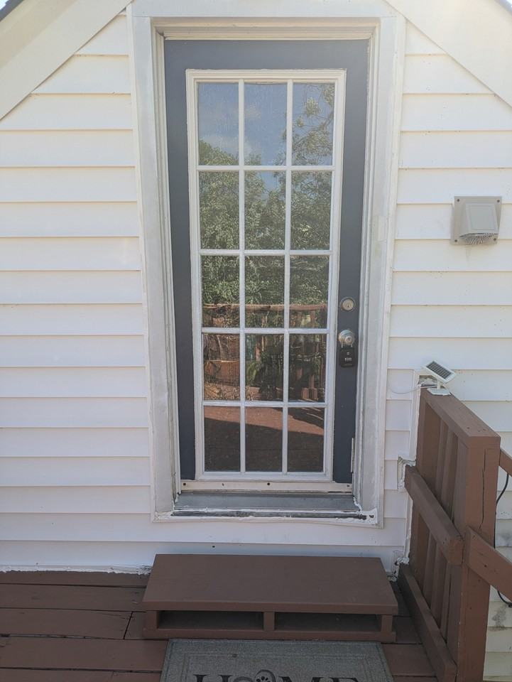 1018 Wolcott AvenueUnit B #B - Photo 2 of 16