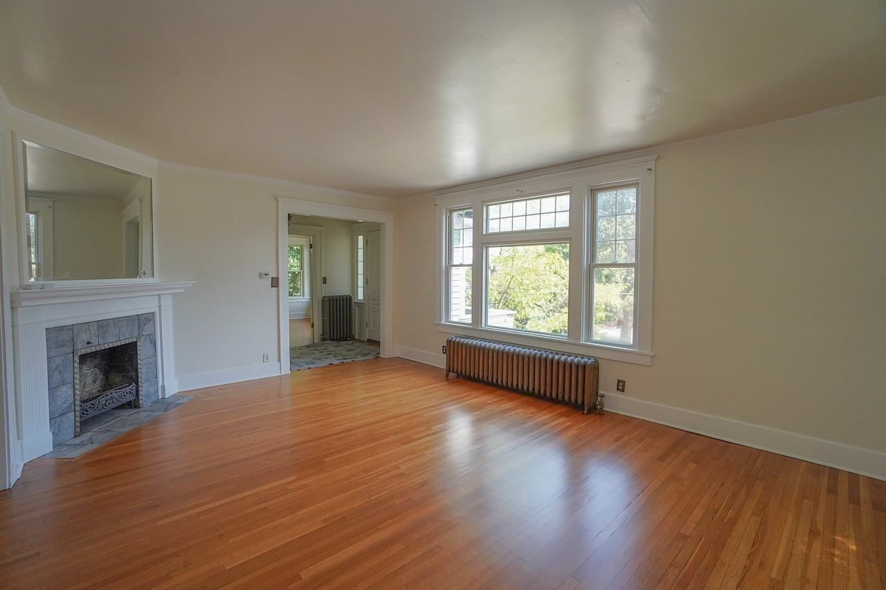 2389 W Boise Ave #1 - Photo 2 of 31