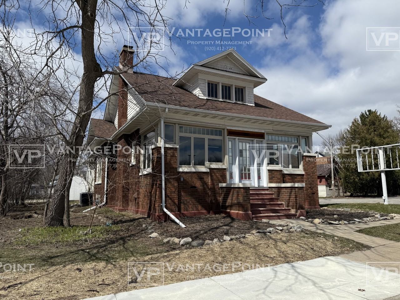 447 S Commercial St #1 - Photo 2 of 26