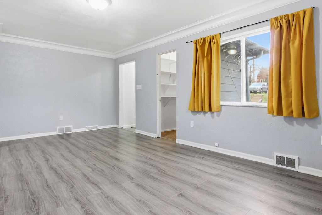 9608 Frankstown Rd #1 - Photo 2 of 25