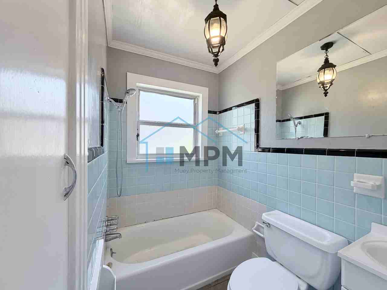 200 Glenmar Ave #B - Photo 6 of 7