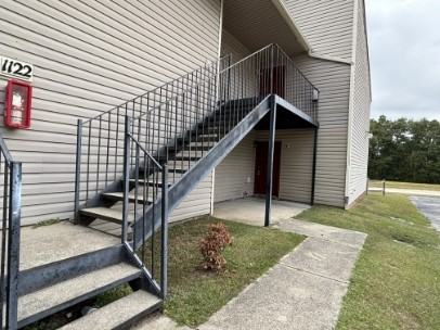 1122 Southwood DriveUnit 4 #1 - Photo 2 of 11