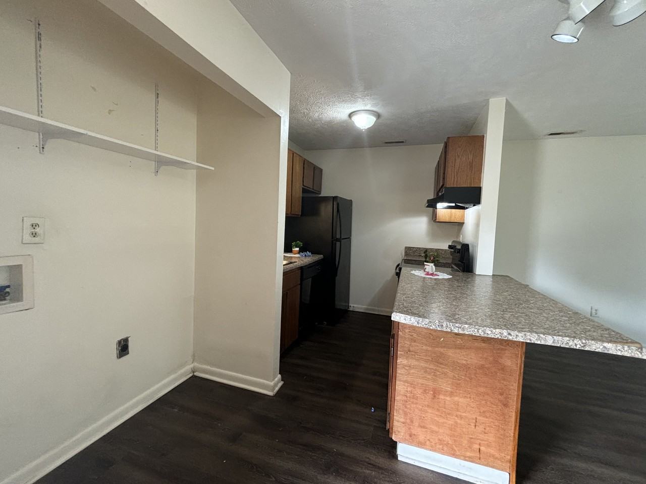 1122 Southwood DriveUnit 4 #1 - Photo 6 of 11