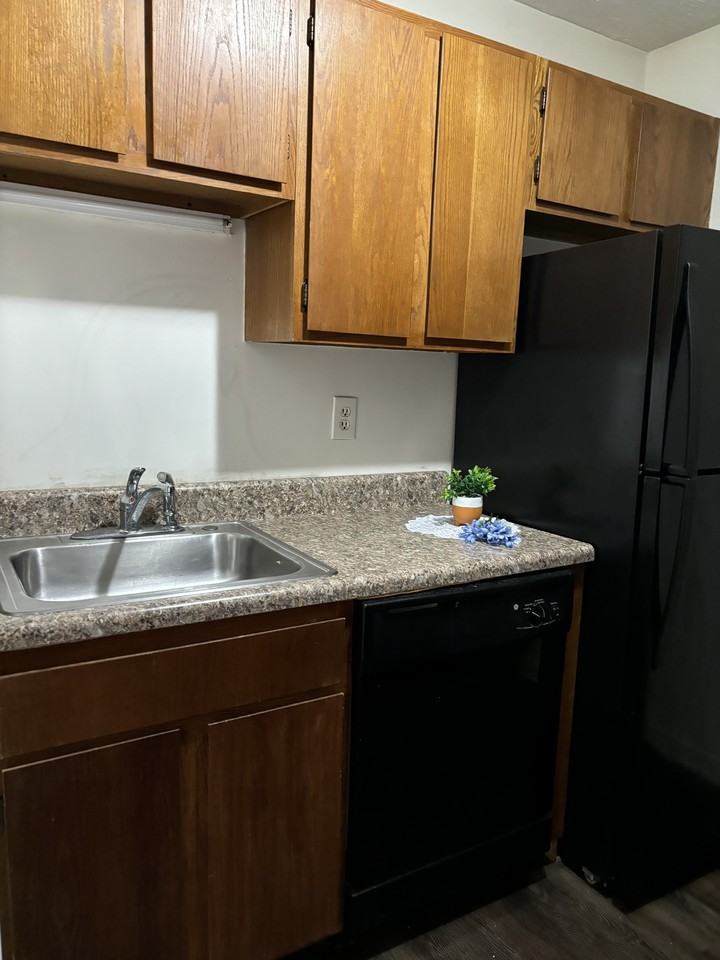 1122 Southwood DriveUnit 4 #1 - Photo 7 of 11