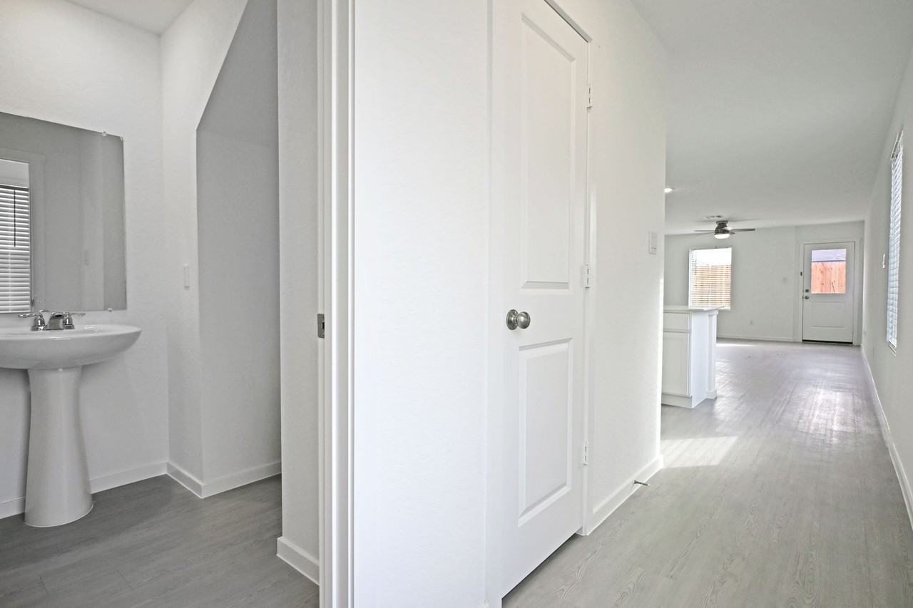 7530 India Star #1 - Photo 3 of 44