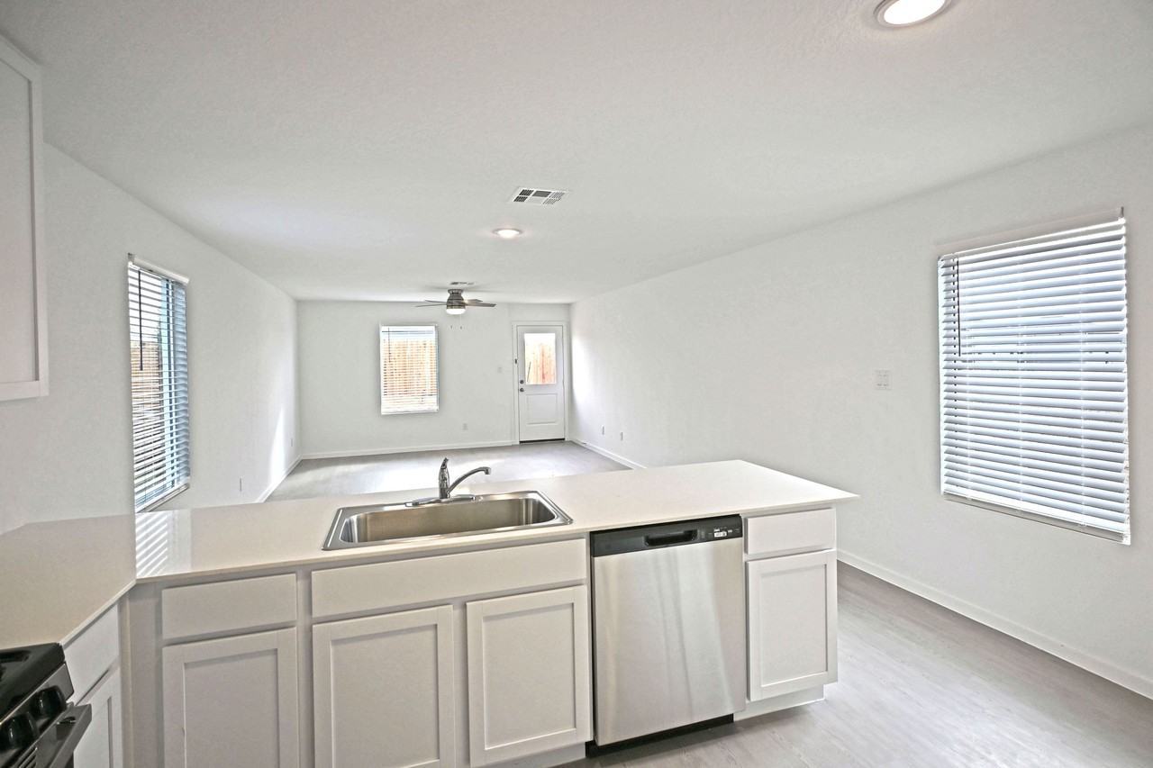 7530 India Star #1 - Photo 6 of 44