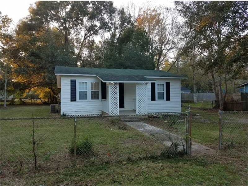 3922 Wiggins Dr #1 - Photo 2 of 7