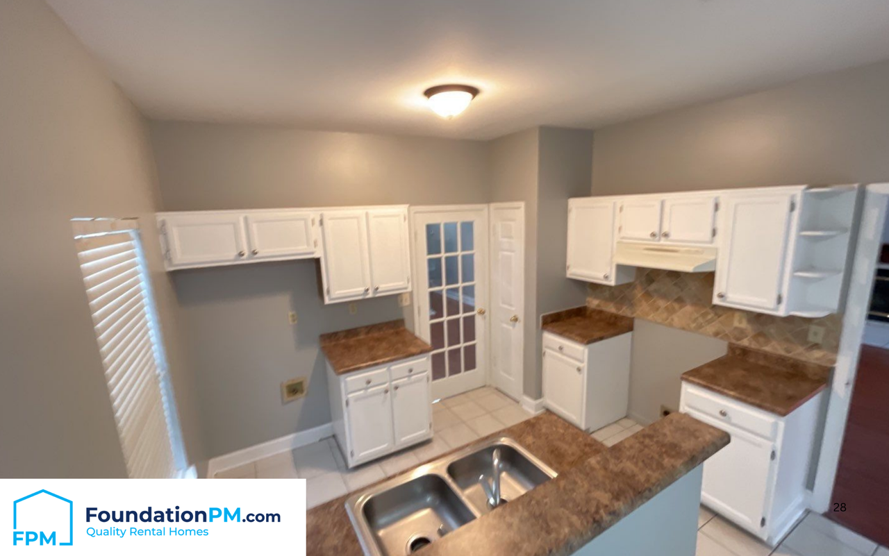 7900 Hunters Xing #1 - Photo 3 of 15