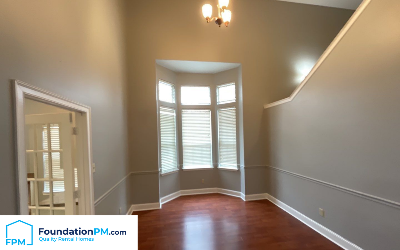 7900 Hunters Xing #1 - Photo 5 of 15