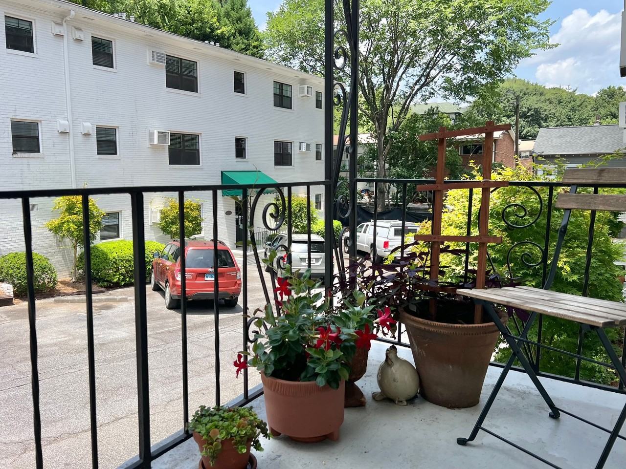 286 9th St Ne - Photo 2 of 19